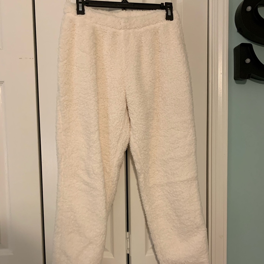 White Sherpa pj pants